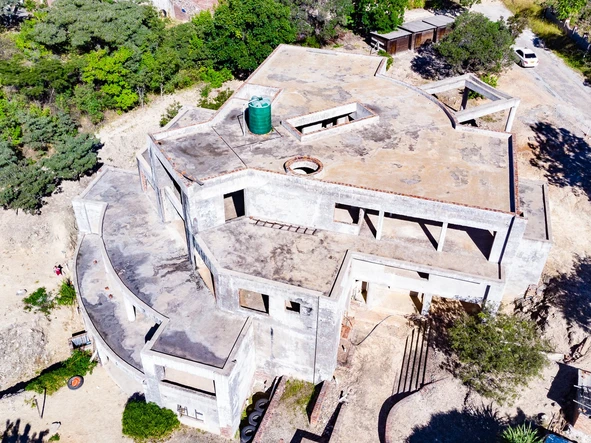8 Bedroom House